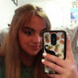 Meet your Posher, Lacey